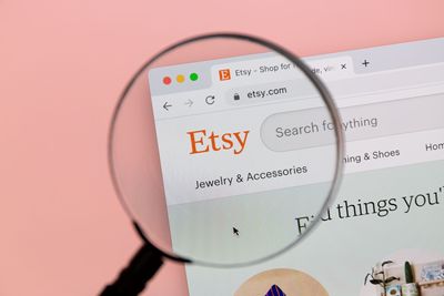 Stay Away from Etsy Stock Now Despite Shares Hitting a New 2-Year High. Short Sellers Are in Control.